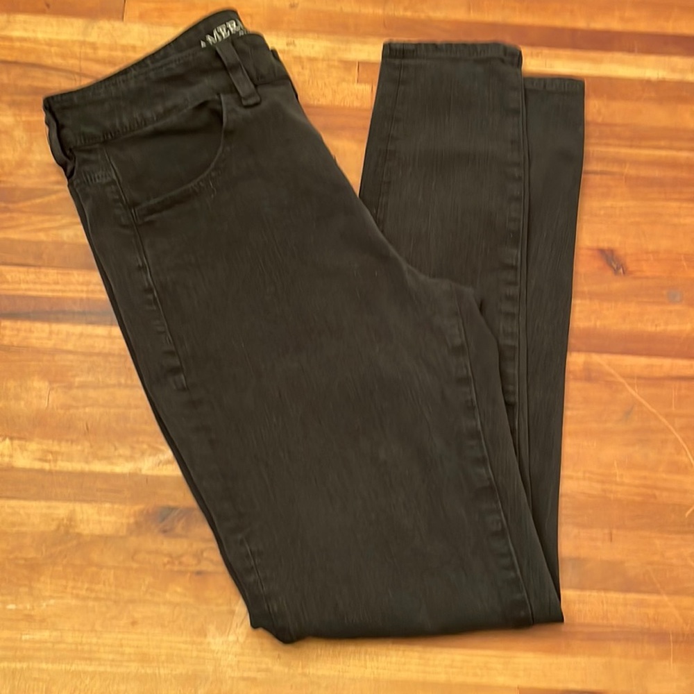 American Eagle HiRise Black Jeggings Womens Size 4